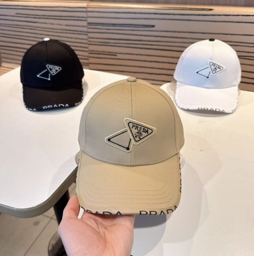 PRADA DOUBLE TRIANGLE LOGO BASEBALL CAP – BEIGE / BLACK / WHITE – 1:1 HIGH END