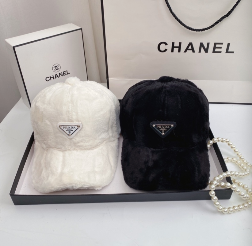 PRADA FUR TRIANGLE LOGO BASEBALL CAP – WHITE / BLACK / BEIGE / BROWN – 1:1 HIGH END