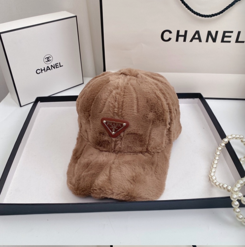PRADA FUR TRIANGLE LOGO BASEBALL CAP – WHITE / BLACK / BEIGE / BROWN – 1:1 HIGH END