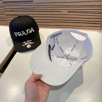 PRADA EMBROIDERED LOGO BASEBALL CAP – BLACK / WHITE – 1:1 HIGH END