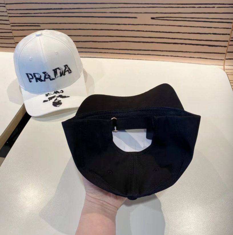 PRADA EMBROIDERED LOGO BASEBALL CAP – BLACK / WHITE – 1:1 HIGH END