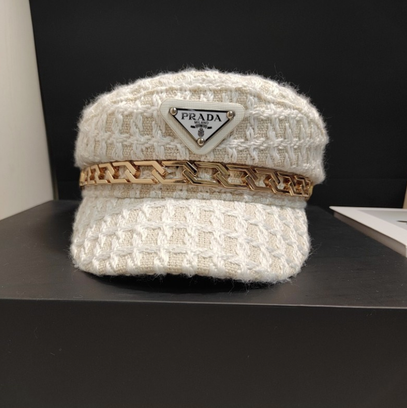 PRADA TRIANGLE CHAIN KNIT CAP– 1:1 HIGH END