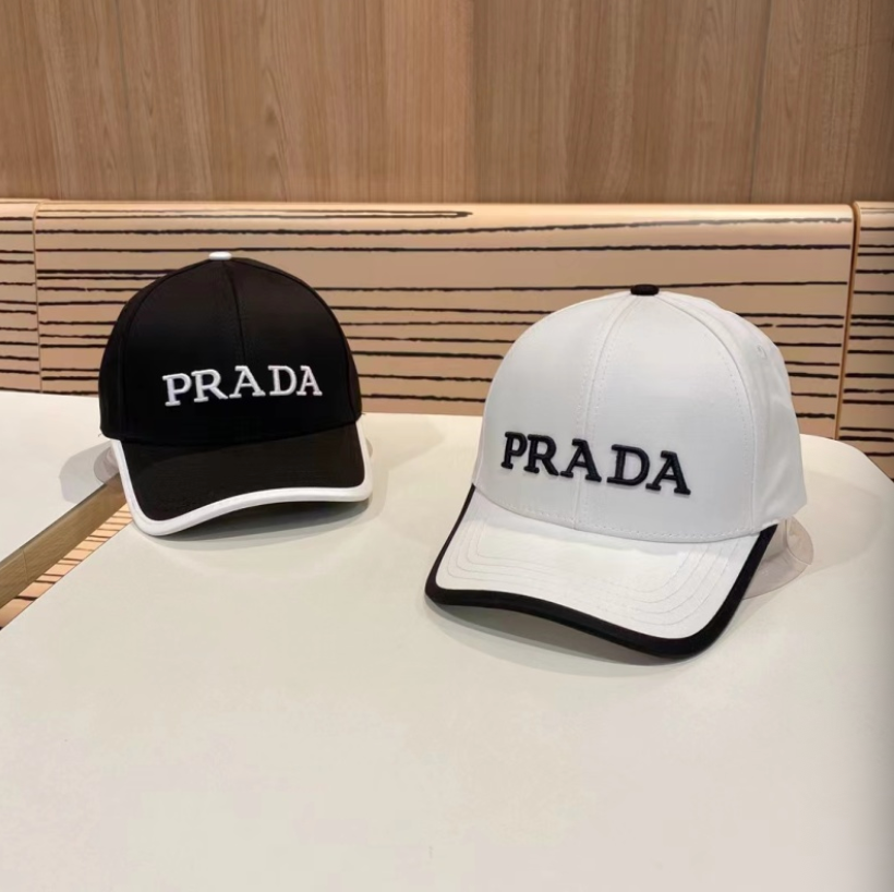 PRADA EMBROIDERED LOGO TWO-TONE BASEBALL CAP – BLACK / WHITE  – 1:1 HIGH END
