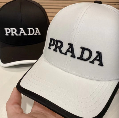 PRADA EMBROIDERED LOGO TWO-TONE BASEBALL CAP – BLACK / WHITE  – 1:1 HIGH END