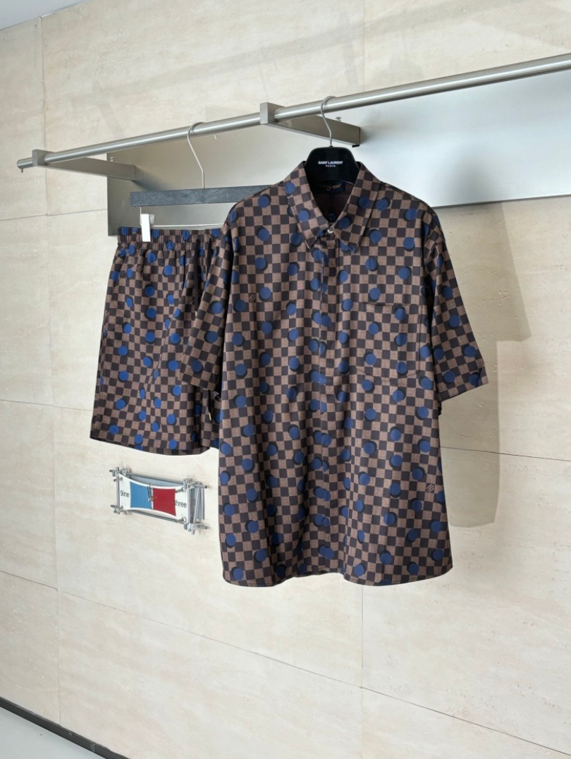 LOUIS VUITTON DAMIER POLKA DOT SILK SHIRT & SHORTS SET– 1:1 HIGH END