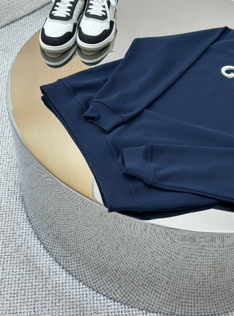 GUCCI 26FW EMBROIDERED LOGO COTTON CREWNECK SWEATSHIRT – 1:1 HIGH END