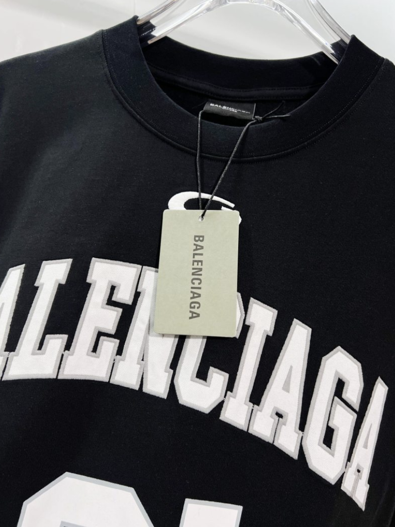BALENCIAGA BLCG 2026FW BASKETBALL LOGO EMBROIDERED LONG SLEEVE T-SHIRT – 1:1 HIGH END