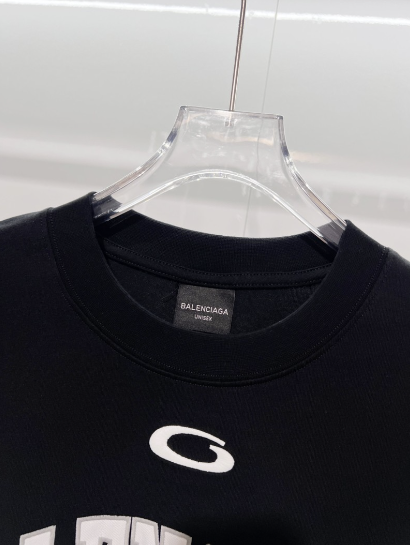 BALENCIAGA BLCG 2026FW BASKETBALL LOGO EMBROIDERED LONG SLEEVE T-SHIRT – 1:1 HIGH END