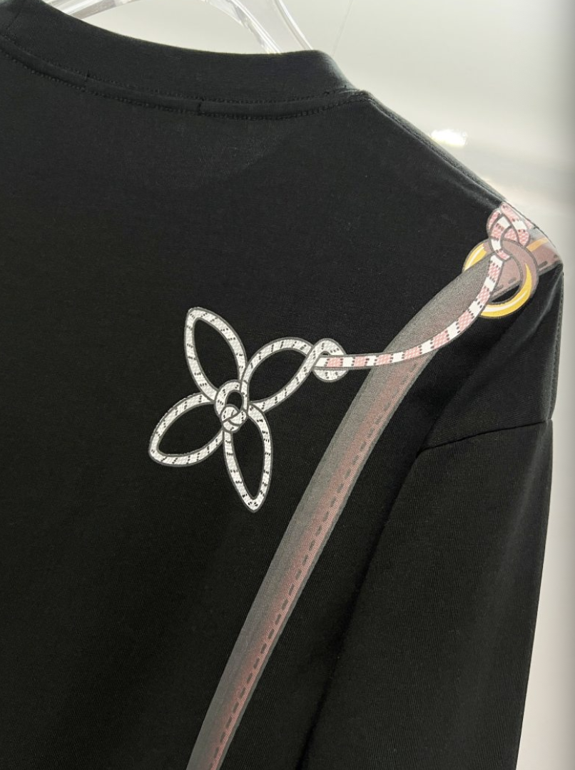 LOUIS VUITTON LV 2026FW ICONIC BAG GRAPHIC EMBROIDERED LONG SLEEVE T-SHIRT– 1:1 HIGH END