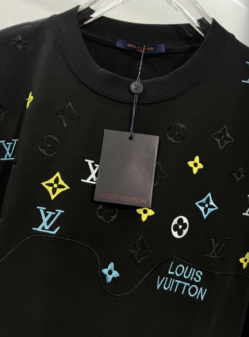 LOUIS VUITTON LV 2026FW WAVE MONOGRAM MULTI-COLOR EMBROIDERED LONG SLEEVE T-SHIRT – 1:1 HIGH END