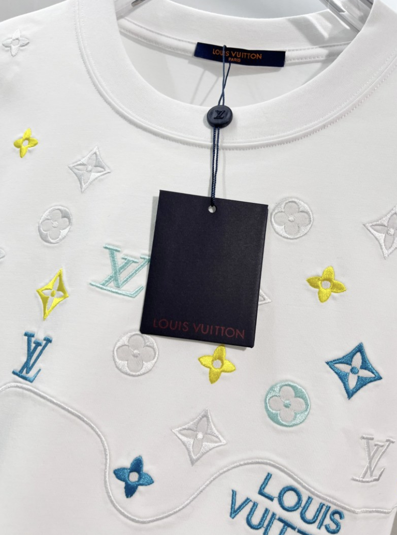 LOUIS VUITTON LV 2026FW WAVE MONOGRAM MULTI-COLOR EMBROIDERED LONG SLEEVE T-SHIRT – 1:1 HIGH END