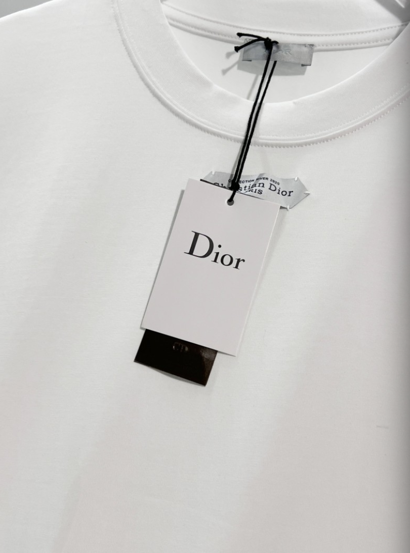 DIOR 2026FW CD MINIMALIST EMBROIDERED PATCH LONG SLEEVE T-SHIRT– 1:1 HIGH END