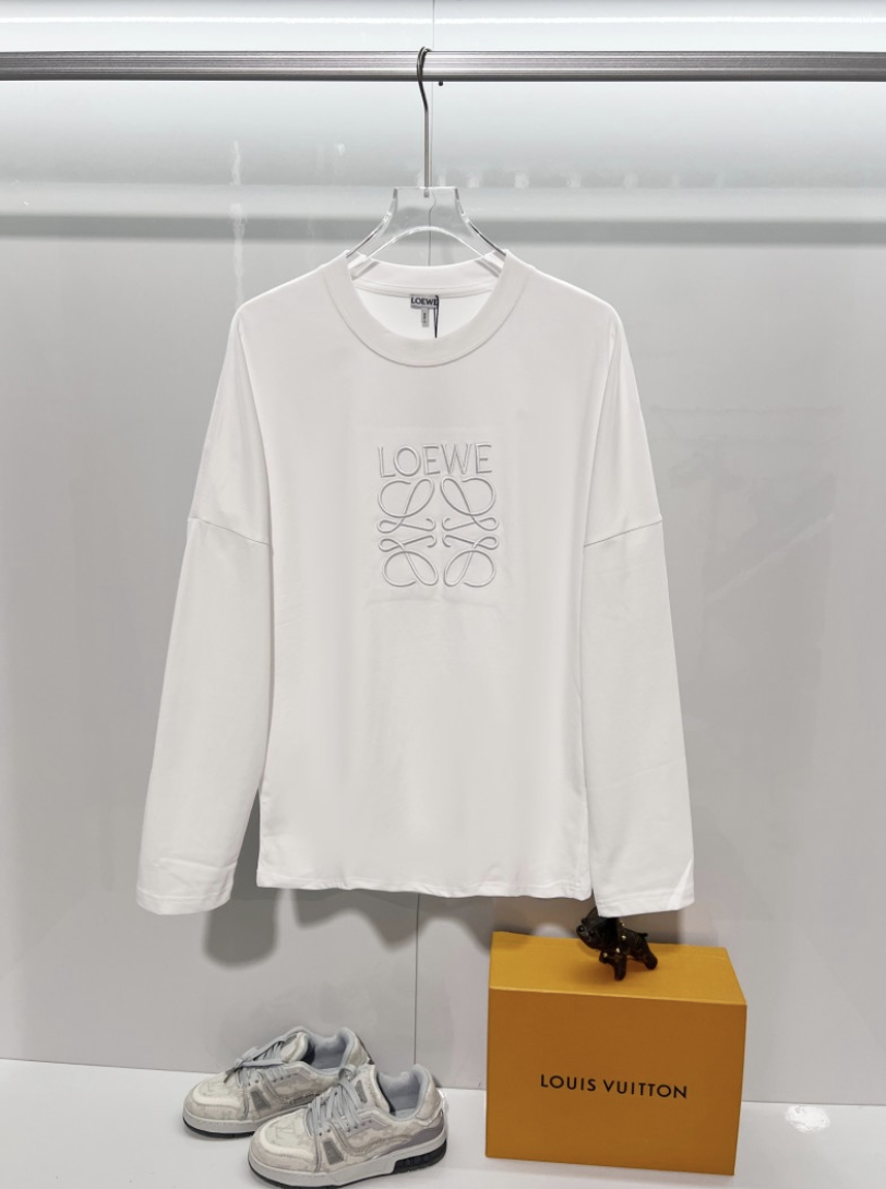 LOEWE 2026FW ANAGRAM EMBROIDERED SIGNATURE LONG SLEEVE T-SHIRT – 1:1 HIGH END
