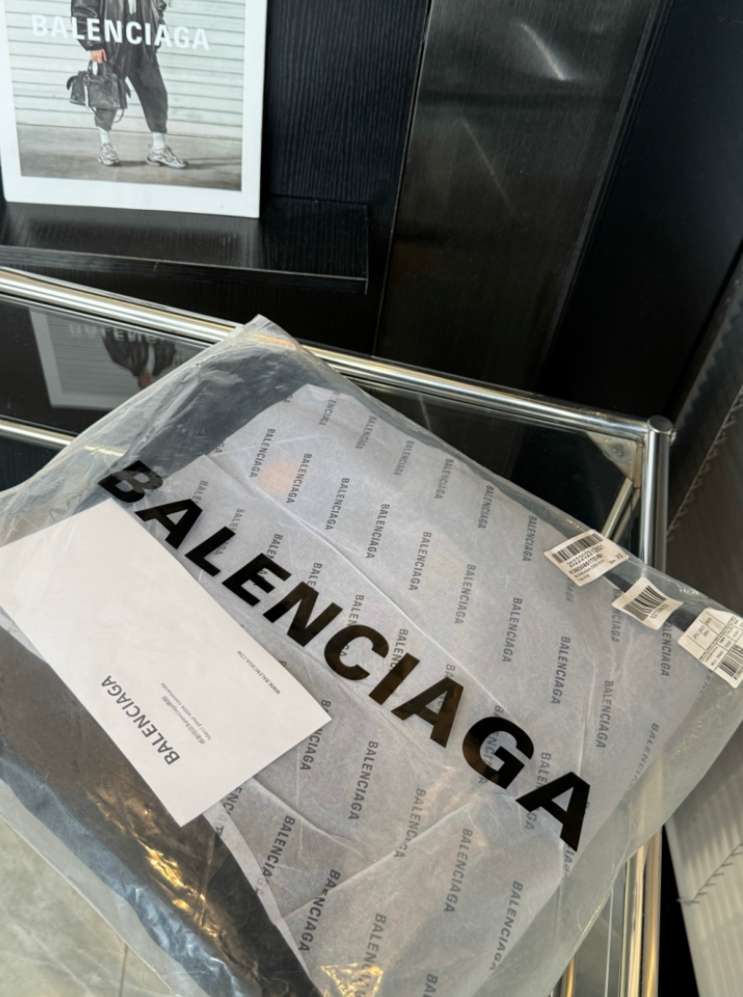 BALENCIAGA PARIS MOON 460G HEAVYWEIGHT HOODIE– 1:1 HIGH END