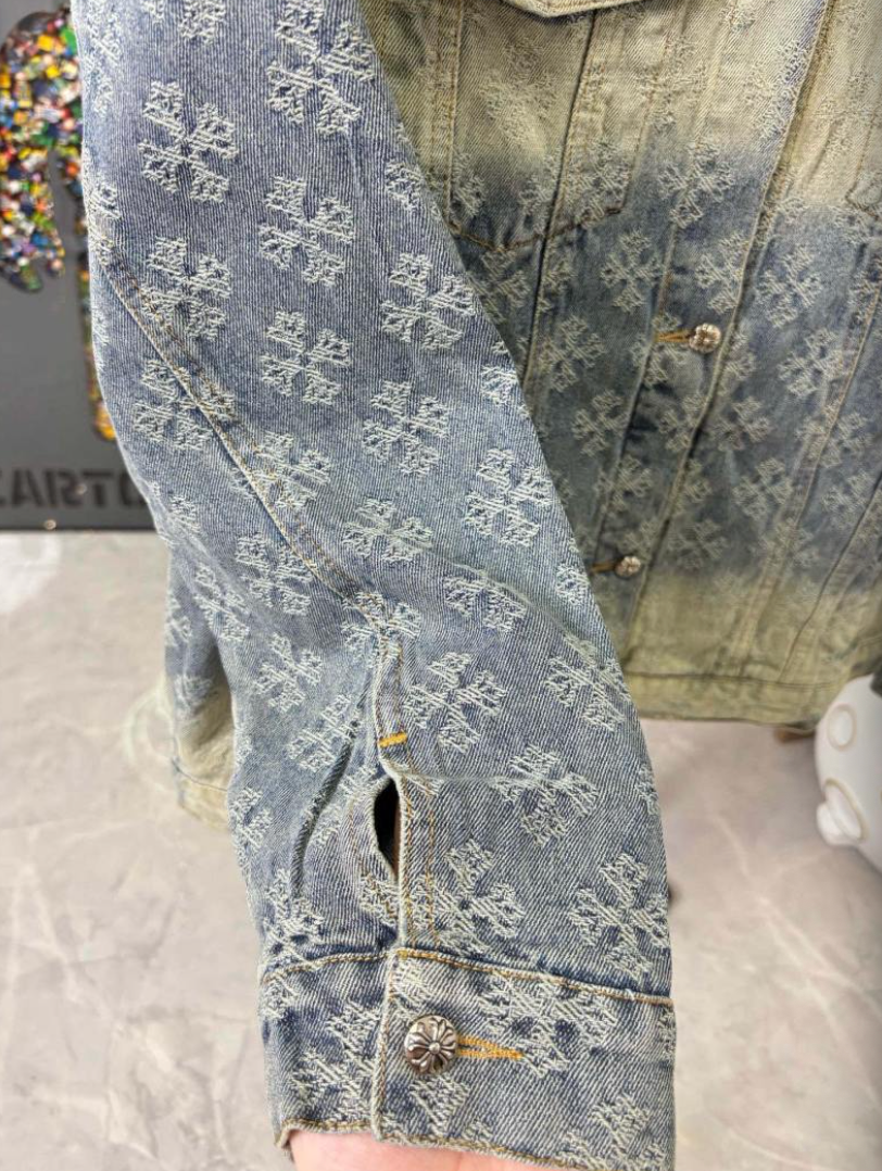 CHROME HEARTS CH ALL-OVER LOGO EMBOSSED GRADIENT DIAMOND DENIM JACKET – 1:1 HIGH END