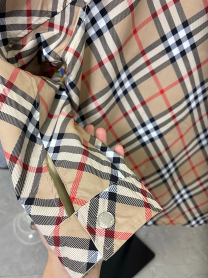 BURBERRY VINTAGE CHECK REVERSIBLE TWO-WAY CASUAL JACKET– 1:1 HIGH END