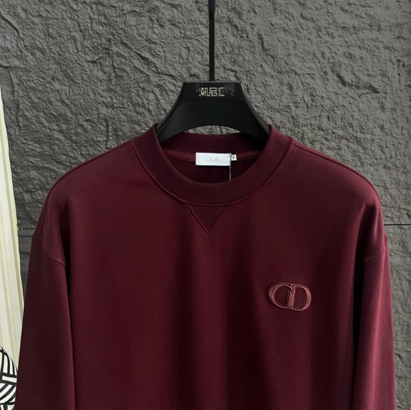 DIOR 2026FW CD EMBOSSED MINIMALIST CREWNECK SWEATSHIRT – 1:1 HIGH END