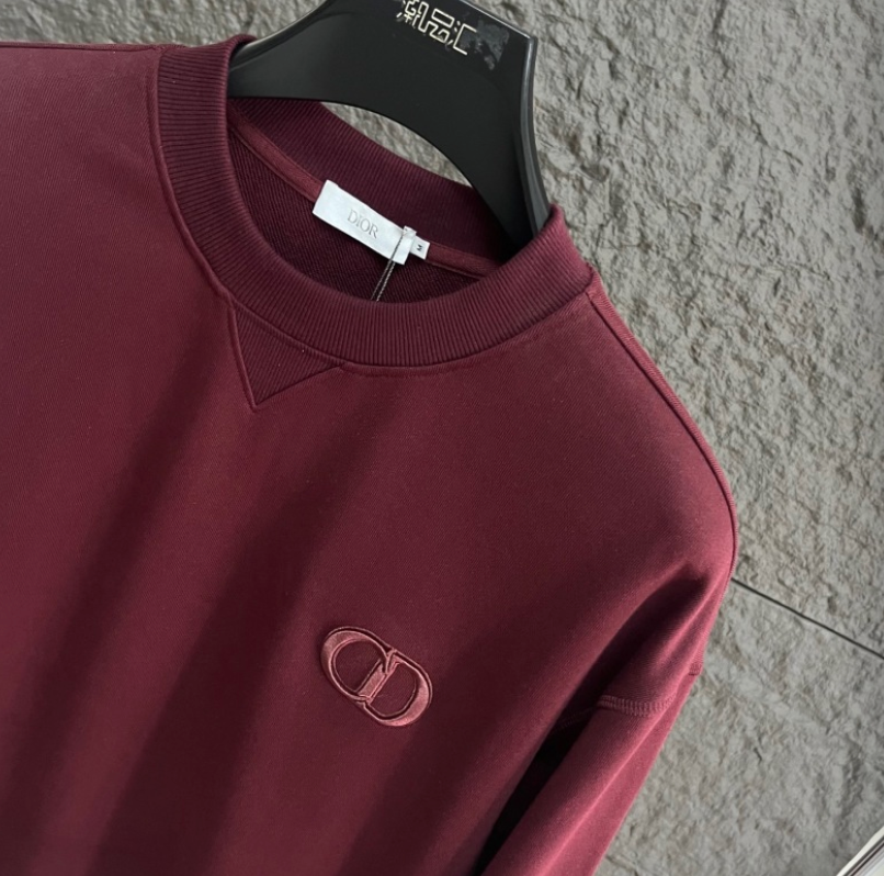 DIOR 2026FW CD EMBOSSED MINIMALIST CREWNECK SWEATSHIRT – 1:1 HIGH END