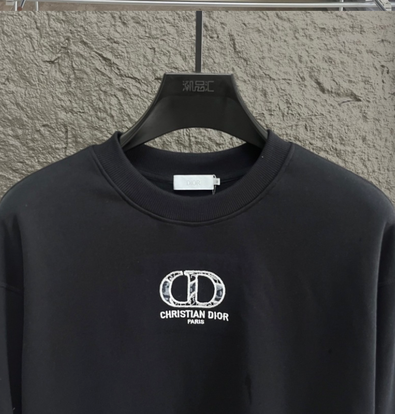 DIOR 2026FW CD EMBROIDERED BOUCLÉ MONOGRAM CREWNECK SWEATSHIRT– 1:1 HIGH END
