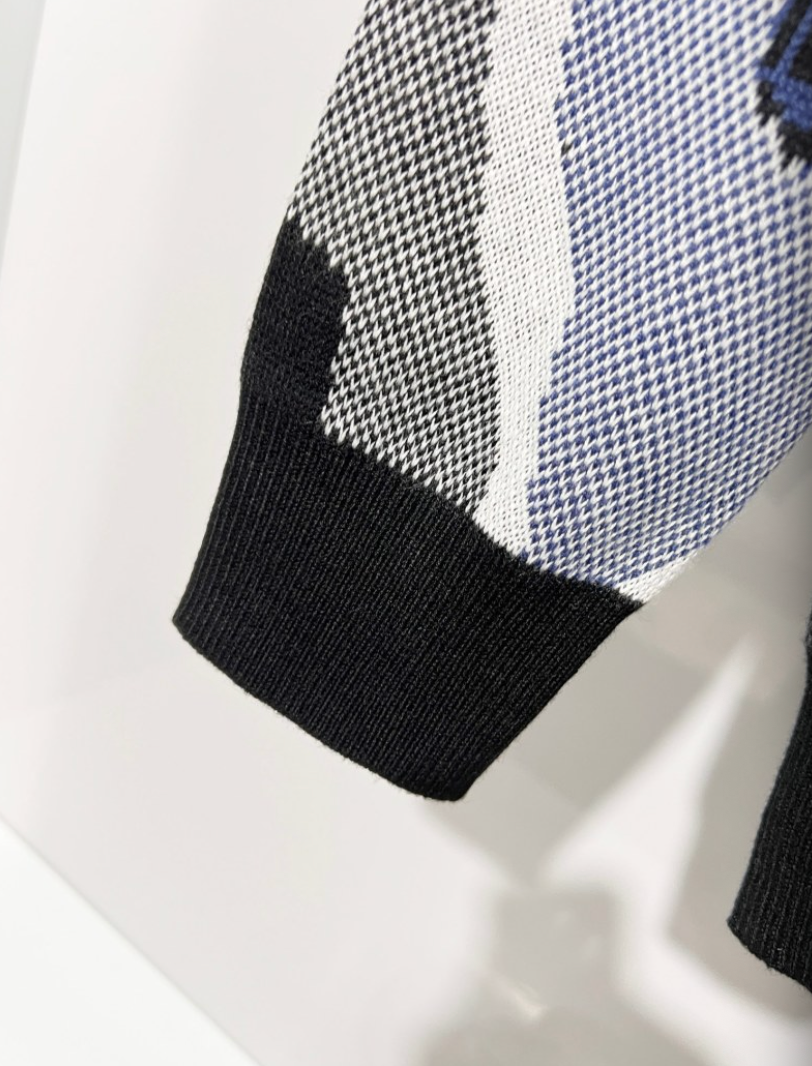 FENDI MONOGRAM JACQUARD RETRO KNIT SWEATER – 1:1 HIGH END