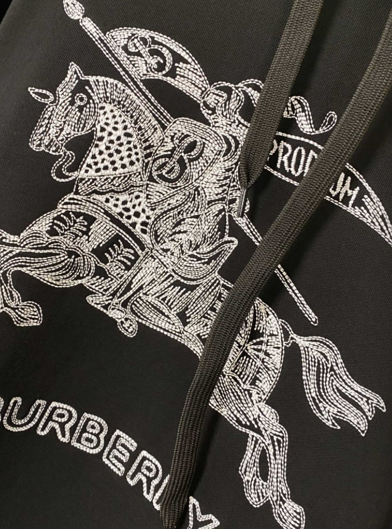BURBERRY EMBROIDERED EKD OVERSIZED HOODIE– 1:1 HIGH END