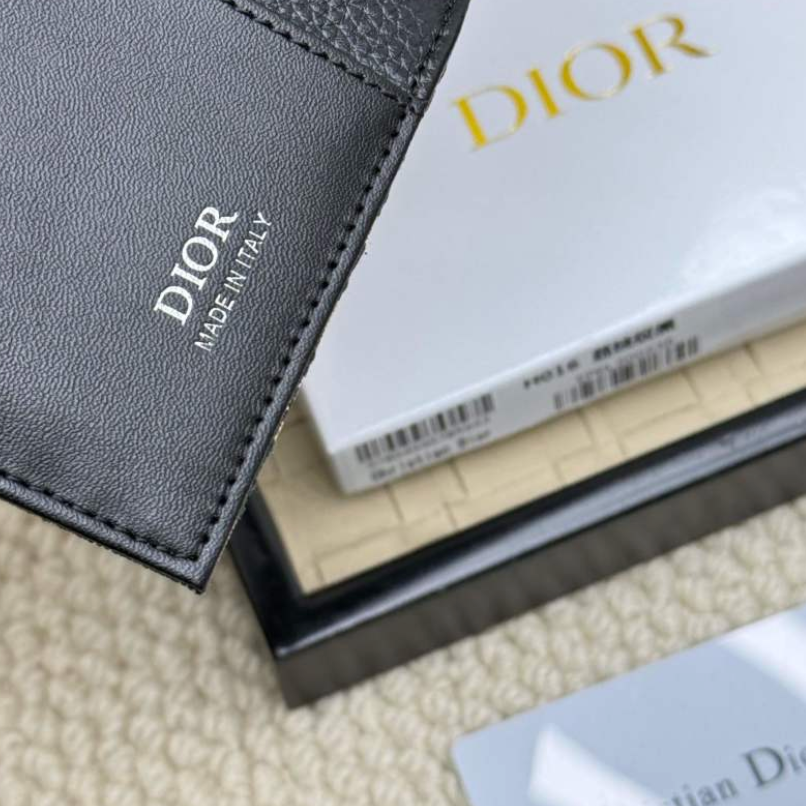 DIOR SADDLE OBLIQUE RETRO PASSPORT HOLDER – FULL SET – 1:1 HIGH END