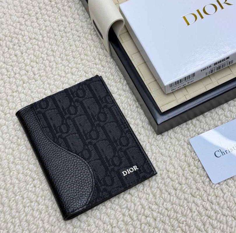 DIOR SADDLE OBLIQUE RETRO PASSPORT HOLDER – FULL SET – 1:1 HIGH END