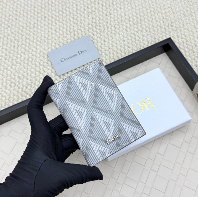 DIOR SADDLE OBLIQUE RETRO PASSPORT HOLDER – FULL SET – 1:1 HIGH END