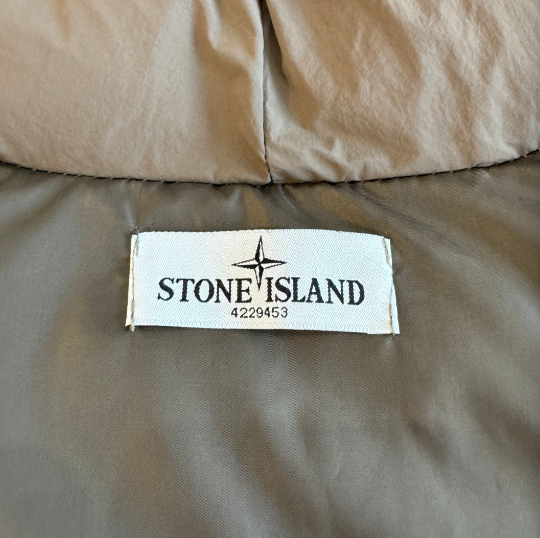 STONE ISLAND LIGHT DOWN PUFFER VEST– 1:1 HIGH END