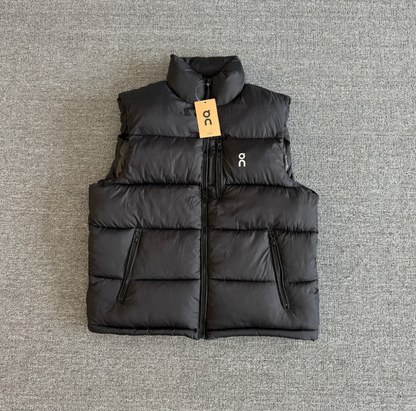 ON RUNNING RUNNING STAND COLLAR VEST – 1:1 HIGH END