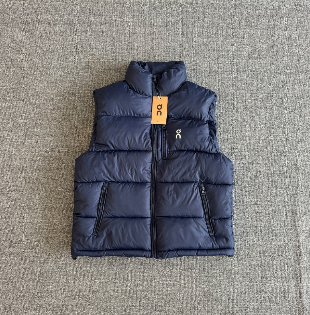 ON RUNNING RUNNING STAND COLLAR VEST – 1:1 HIGH END
