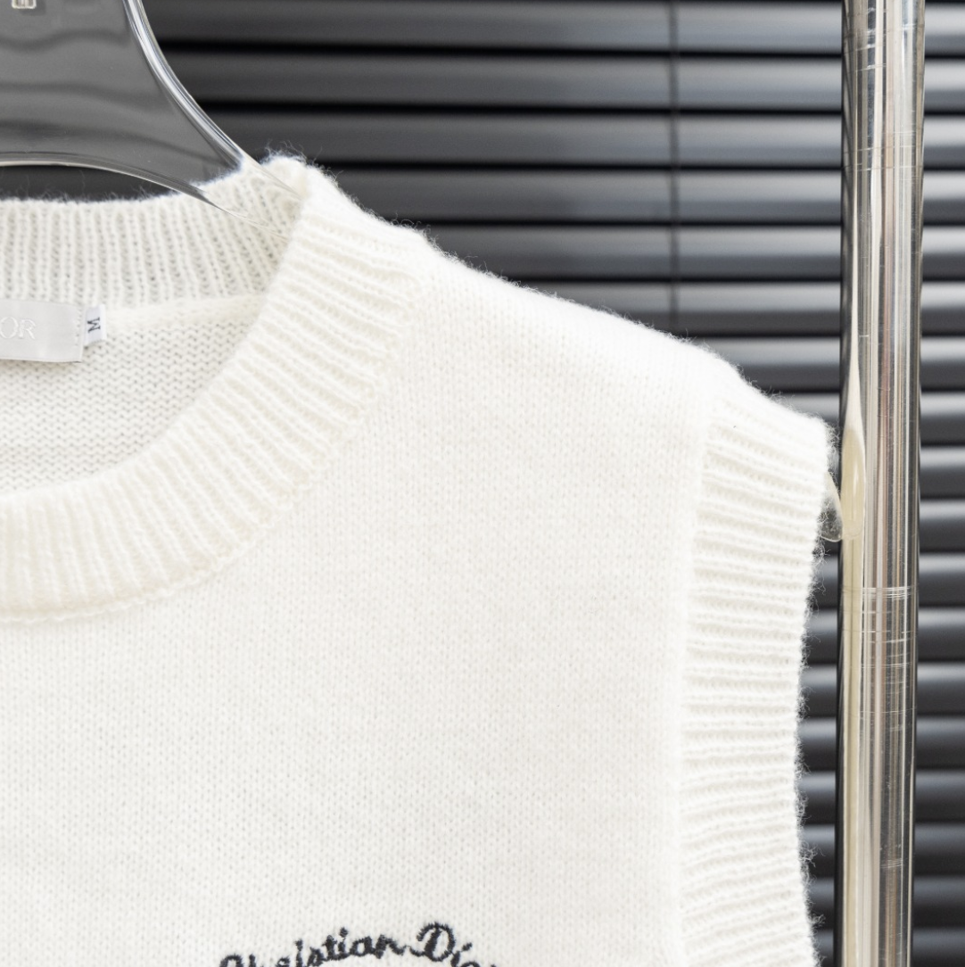 DIOR-STYLE KNIT SWEATER VEST – 2 COLORS– 1:1 HIGH END