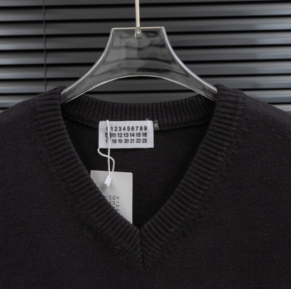 MAISON MARGIELA MM6 NUMERIC V-NECK KNIT SWEATER VEST – 1:1 HIGH END