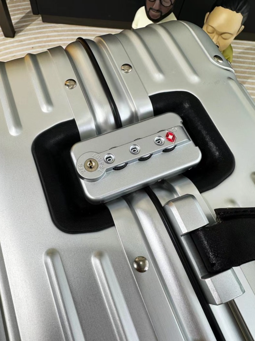 RIMOWA ORIGINAL TWIST LUGGAGE -  HIGH QUALITY 1:1