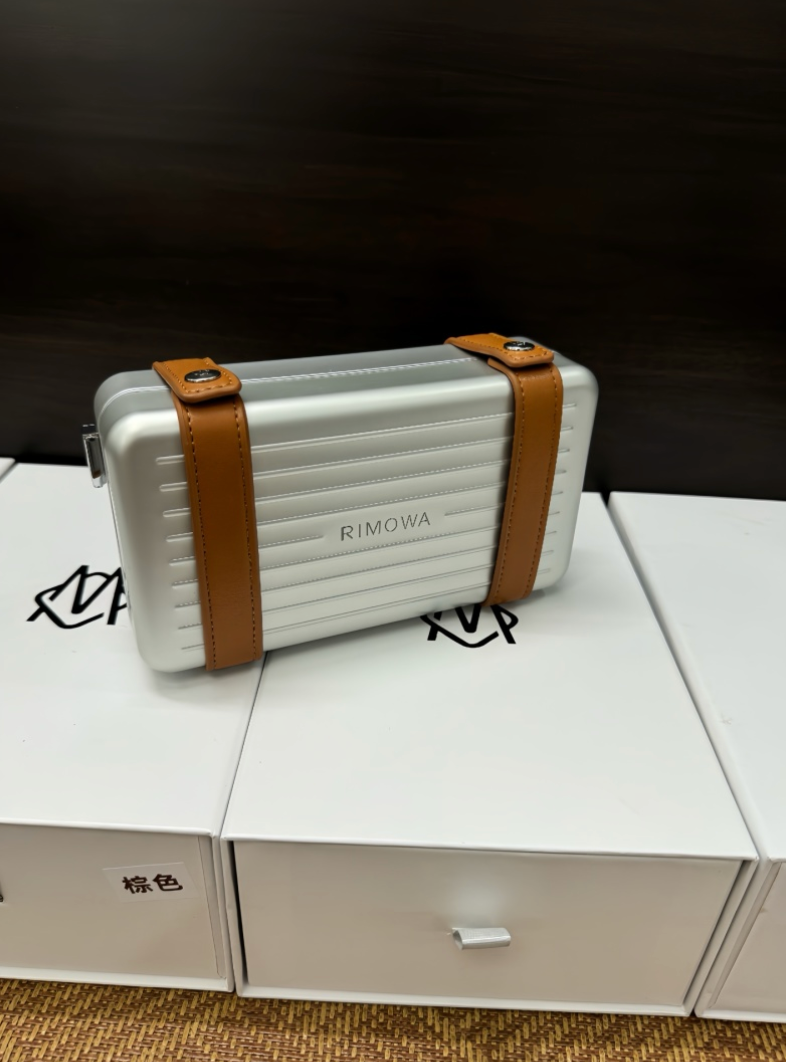 RIMOWA PERSONAL ALUMINIUM CROSS-BODY BAG – HIGH QUALITY 1:1
