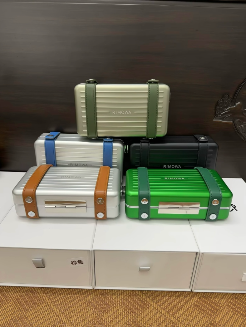 RIMOWA PERSONAL ALUMINIUM CROSS-BODY BAG – HIGH QUALITY 1:1
