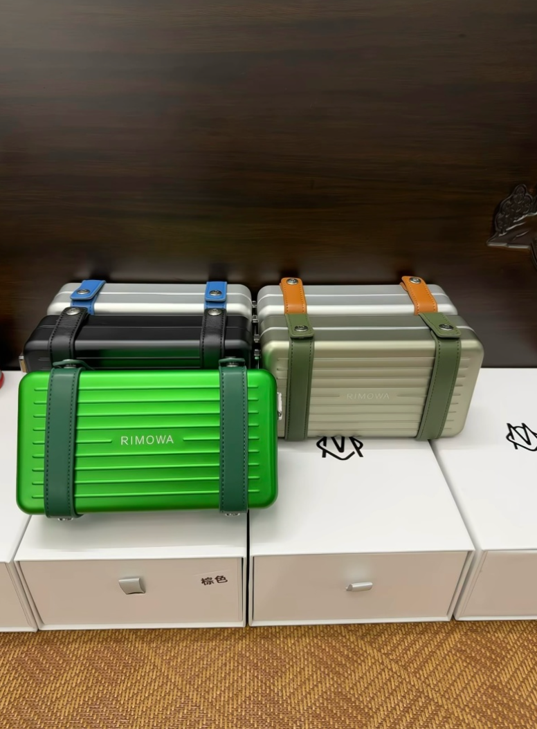 RIMOWA PERSONAL ALUMINIUM CROSS-BODY BAG – HIGH QUALITY 1:1