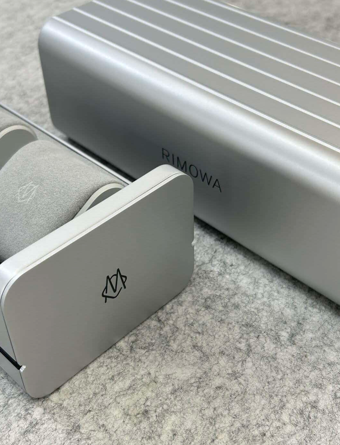 RIMOWA-STYLE ALUMINIUM WATCH CASE – 3 WATCHES – HIGH QUALITY 1:1