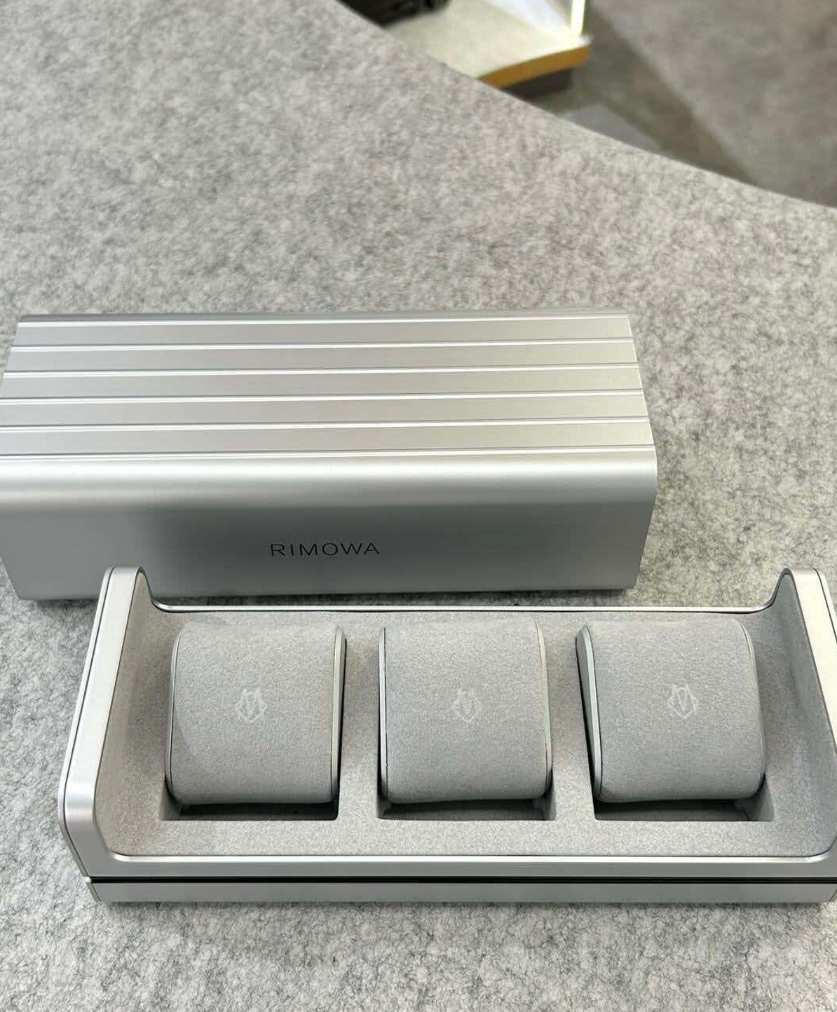RIMOWA-STYLE ALUMINIUM WATCH CASE – 3 WATCHES – HIGH QUALITY 1:1