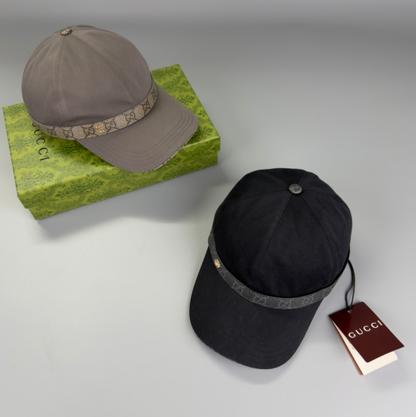 PRADA EMBROIDERED LOGO TWO-TONE BASEBALL CAP – BLACK / WHITE – 1:1 HIGH END