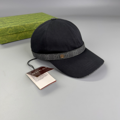 PRADA EMBROIDERED LOGO TWO-TONE BASEBALL CAP – BLACK / WHITE – 1:1 HIGH END