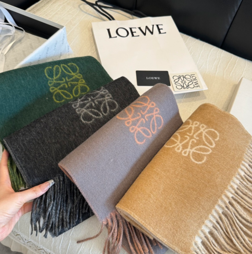 LOEWE LOGO WOOL & CASHMERE SCARF – HIGH QUALITY 1:1