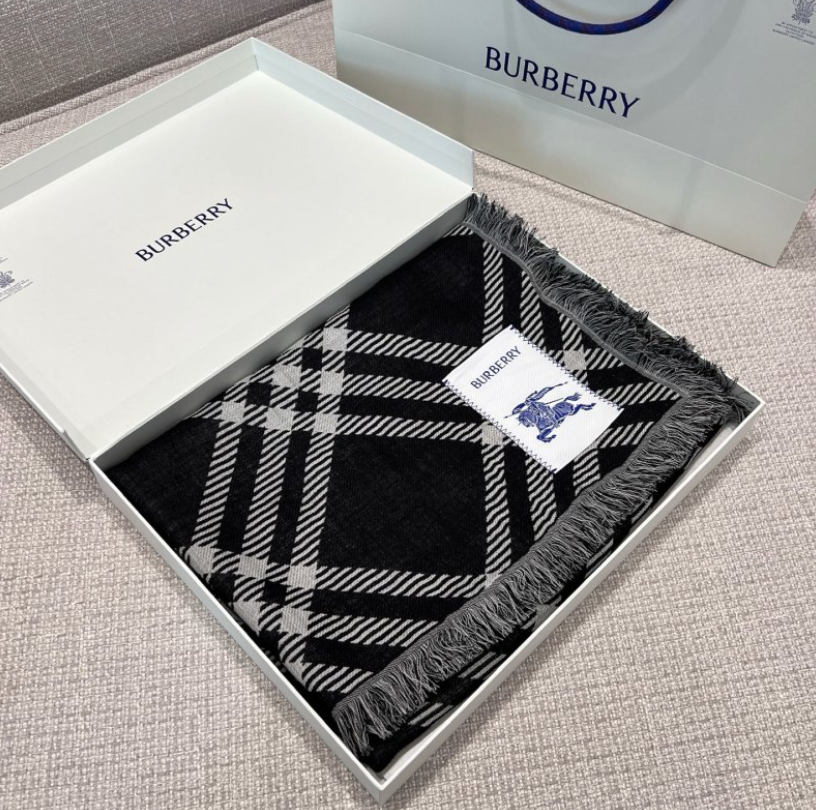 BURBERRY WOOL & CASHMERE SCARF – HIGH QUALITY 1:1