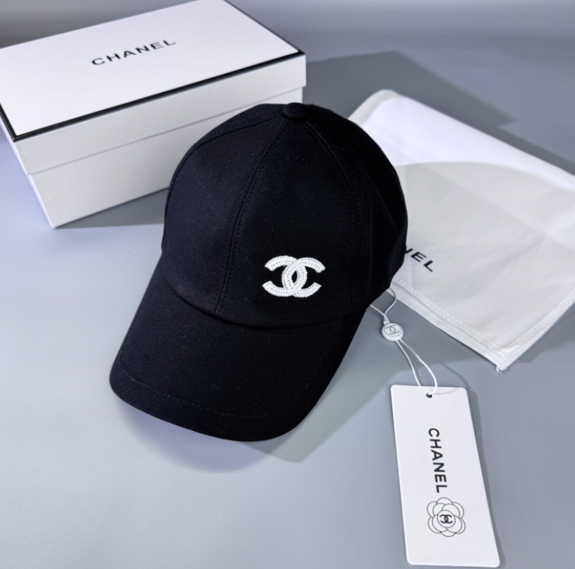PRADA EMBROIDERED LOGO TWO-TONE BASEBALL CAP – BLACK / WHITE – 1:1 HIGH END