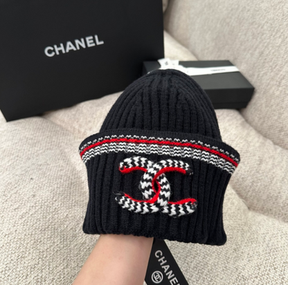CHANEL-STYLE KNIT BEANIE – HIGH QUALITY 1:1