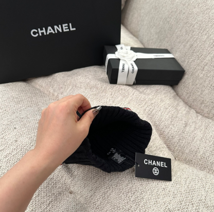CHANEL-STYLE KNIT BEANIE – HIGH QUALITY 1:1