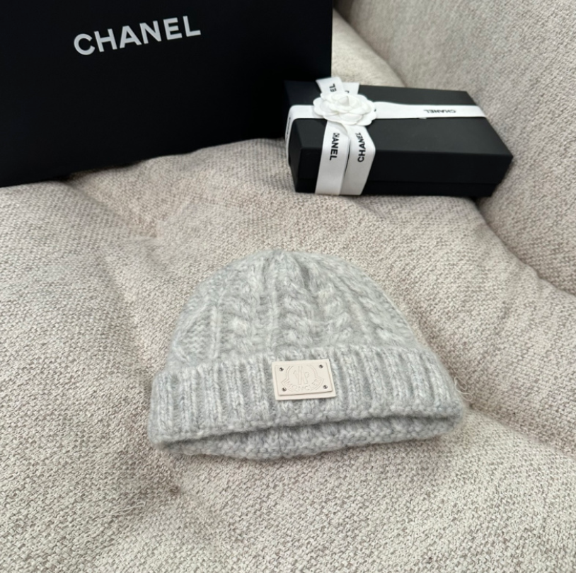 MONCLER-STYLE KNIT BEANIE – WITH & WITHOUT POM-POM – HIGH QUALITY 1:1