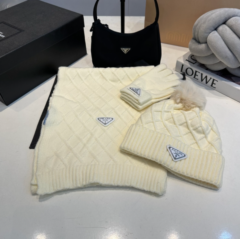 PRADA WINTER ACCESSORY SET – MÜTZE, SCHAL & HANDSCHUHE - 1:1 HIGH END