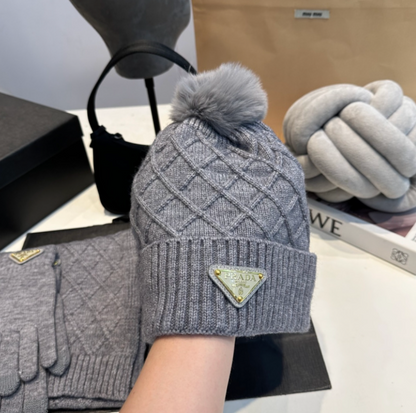 PRADA WINTER ACCESSORY SET – MÜTZE, SCHAL & HANDSCHUHE - 1:1 HIGH END