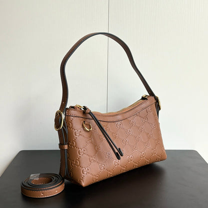 GUCCI SMALL GG EMBLEM SHOULDER - 1:1 HIGH END